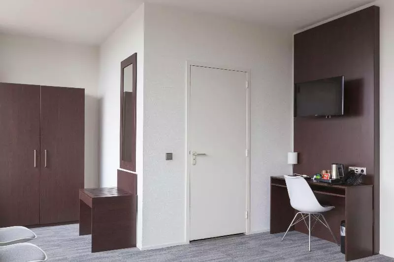 اتاق راحتی سه تخته, Flonk Hotel Groningen Centre, Bw Signature Collection