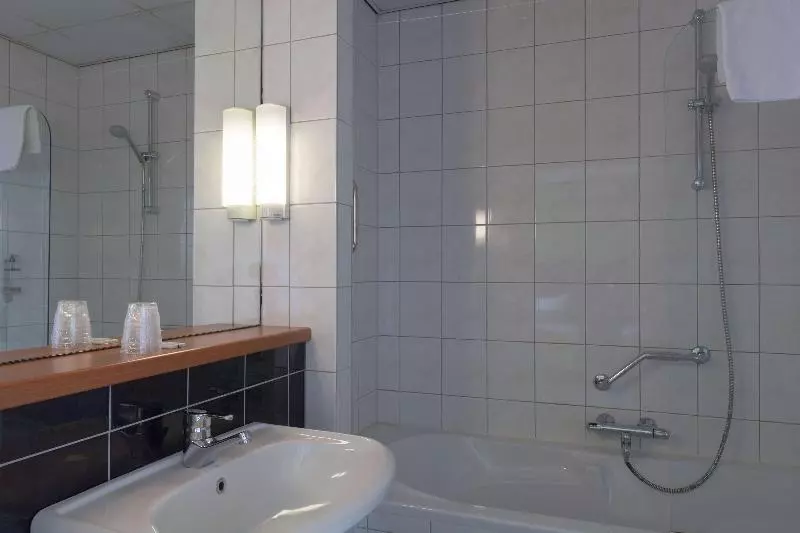 اتاق راحتی سه تخته, Flonk Hotel Groningen Centre, Bw Signature Collection