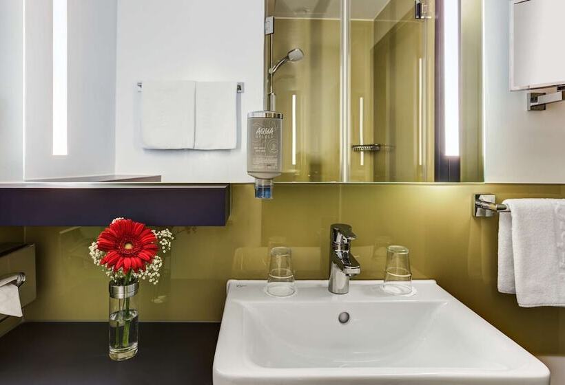اتاق استاندارد, Intercityhotel Frankfurt Airport