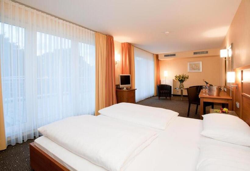 Полулюкс, Ramada By Wyndham Duesseldorf Ratingen