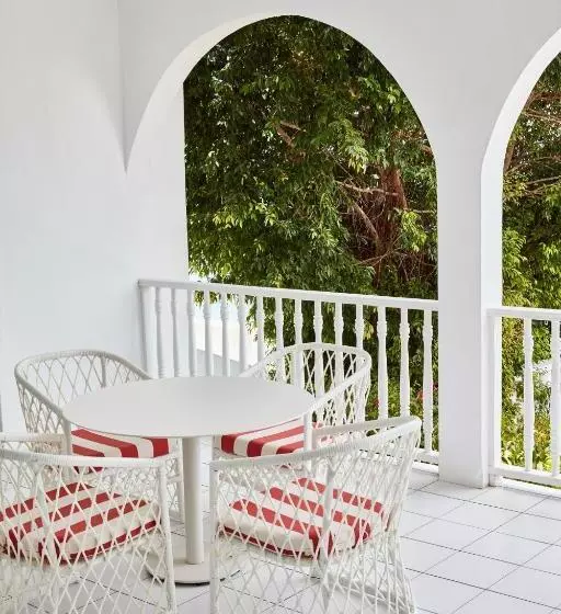 سوئیت جونیور با تخت بزرگ, Malliouhana Resort Anguilla