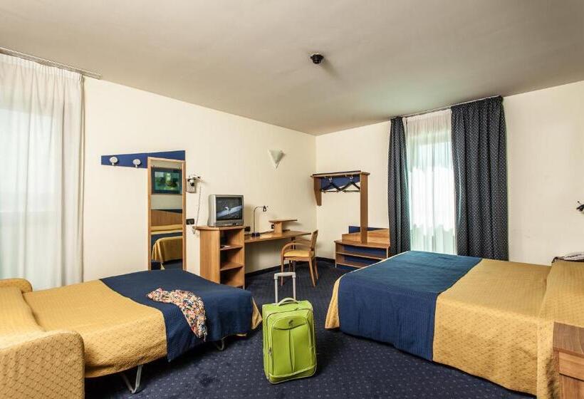 Quarto Triplo Estandar, Mastai