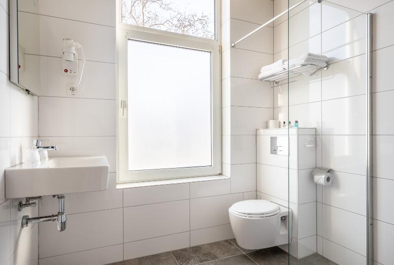 Номер Стандарт, Milano