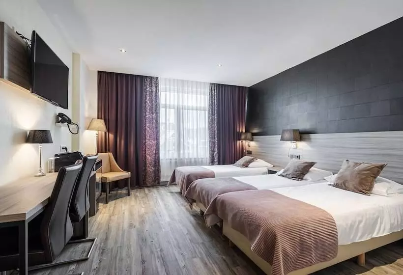 اتاق استاندارد سه نفره, Milano