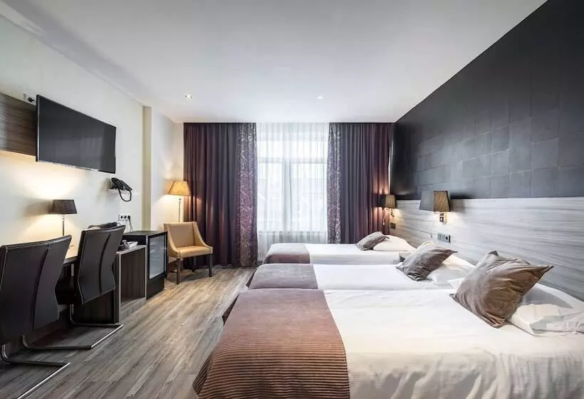اتاق استاندارد سه نفره, Milano