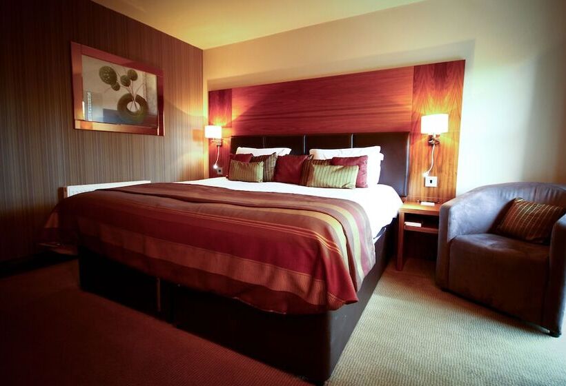 חדר משפחתי, Smiths At Gretna Green