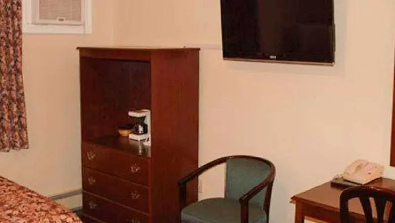 اتاق استاندارد, Travellers Inn Prince Edward Island