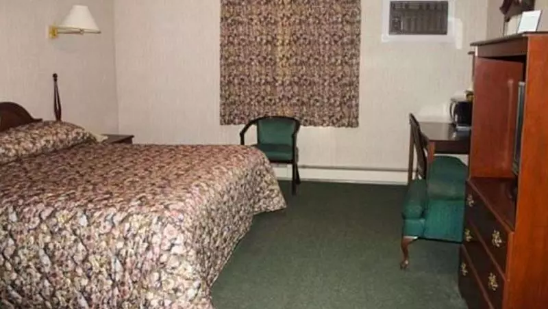 اتاق استاندارد, Travellers Inn Prince Edward Island