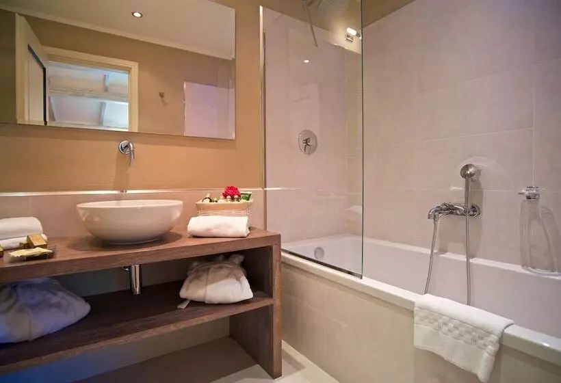 اتاق سوپریور, Villa Di Piazzano Small Luxury Hotels Of The World