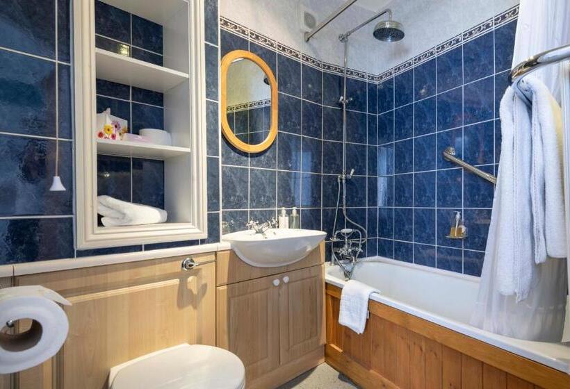 غرفة قياسية, Wisteria