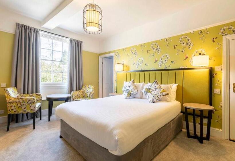 غرفة عائلية, Wisteria