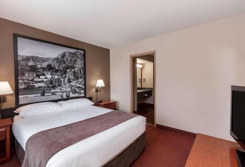 スイート, Super 8 By Wyndham St Johns