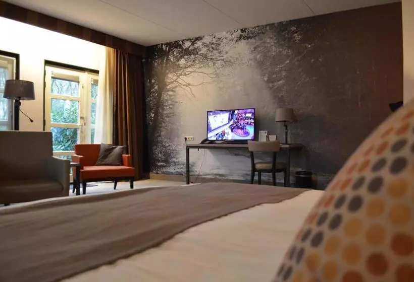 スイート, Parkhotel Tjaarda