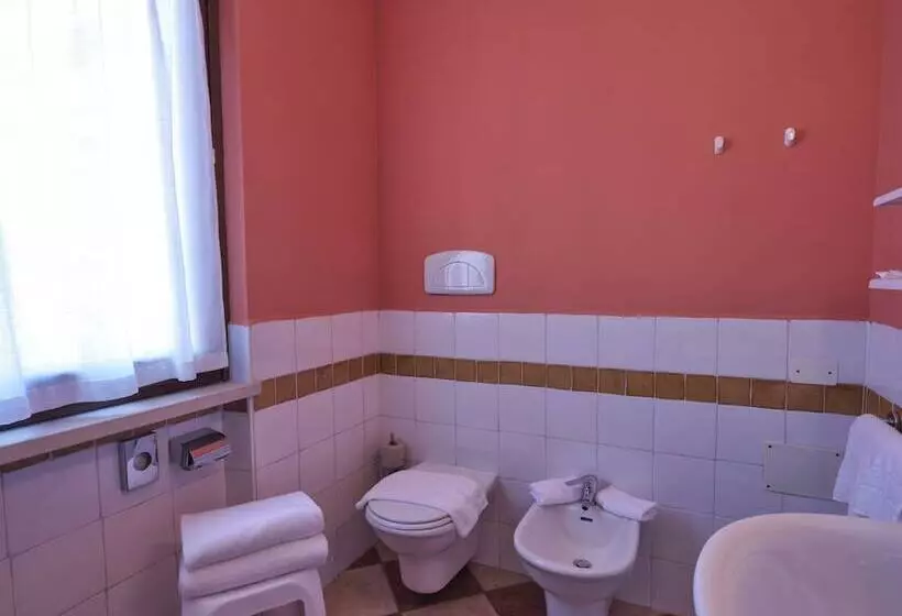 استودیوی استاندارد, Residence Eden