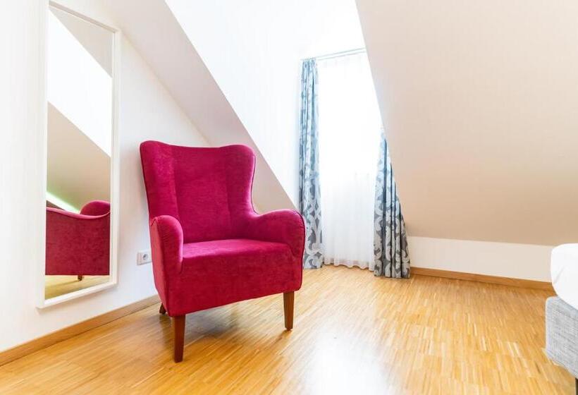 高级单人间, Altstadthotel Grauer Wolf