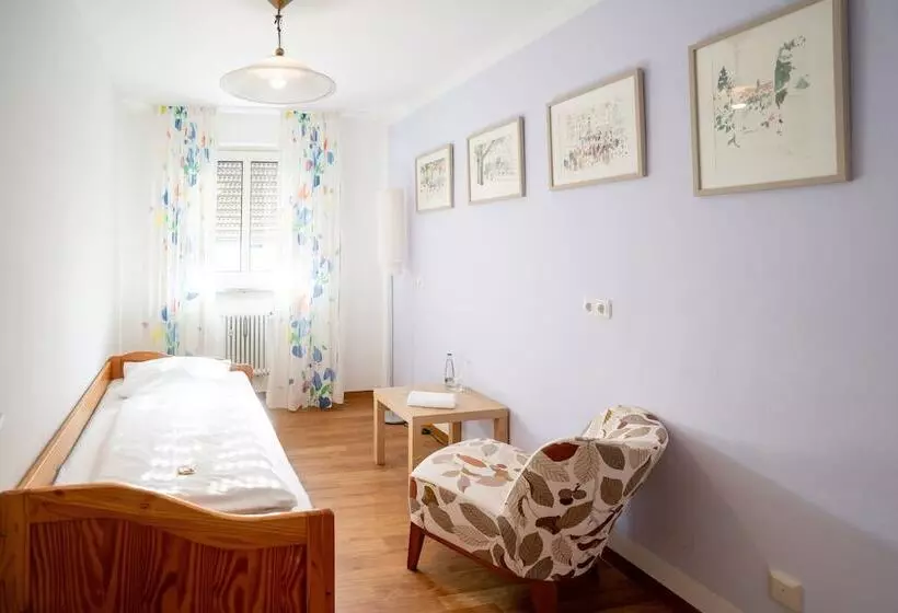 اتاق استاندارد سه نفره, Altstadthotel Grauer Wolf