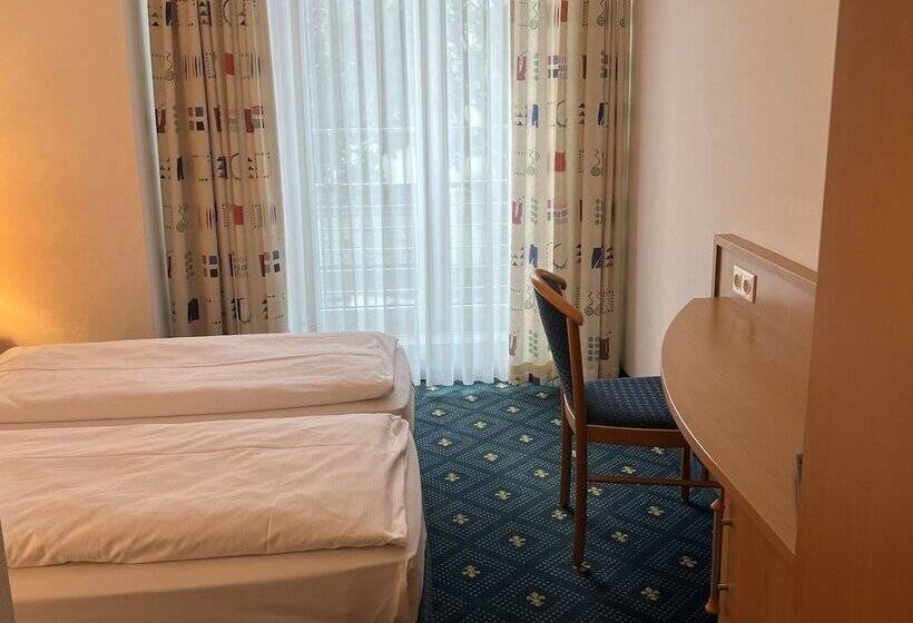 标准单人间, Am Schlosspark , Wiesbaden