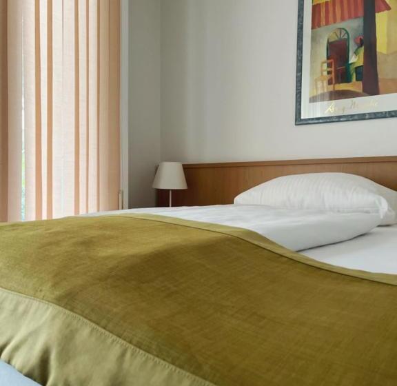 标准单人间, Am Schlosspark , Wiesbaden