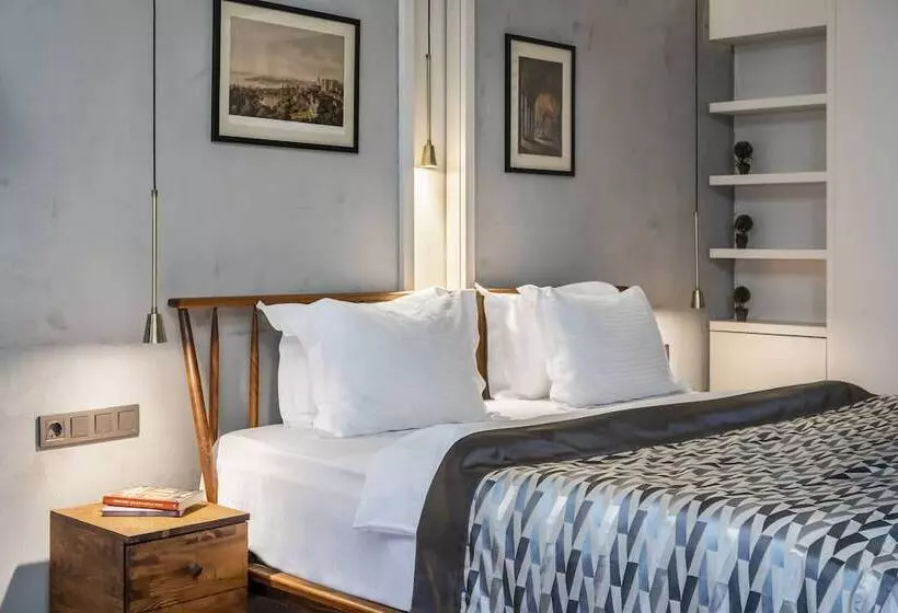 Executive Suite, Ansen Hotel And Suites