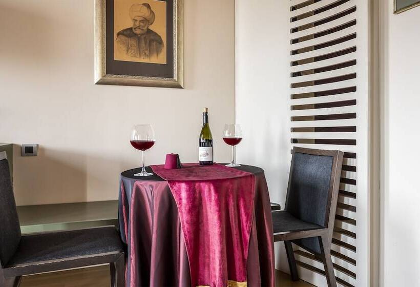 Superior Suite, Ansen Hotel And Suites