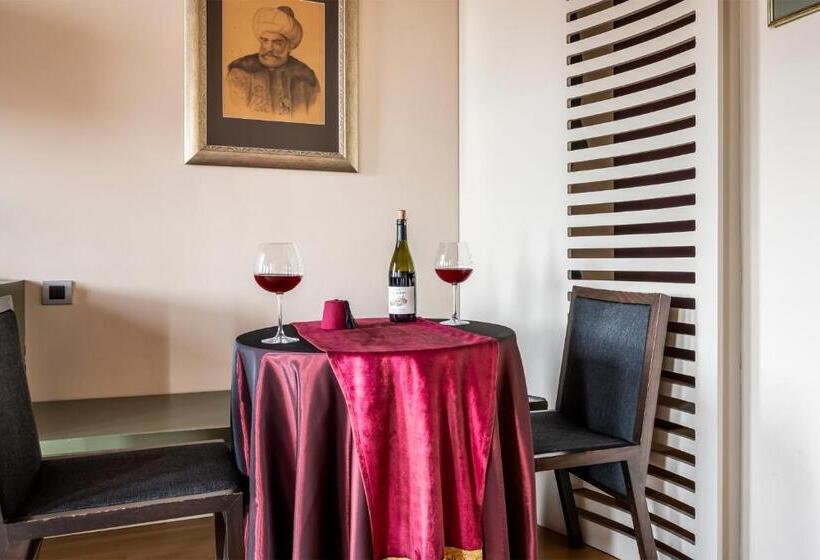 Superior Suite, Ansen Hotel And Suites