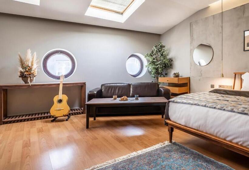 Executive Suite, Ansen Hotel And Suites