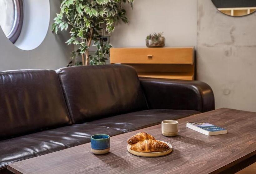 Executive Suite, Ansen Hotel And Suites