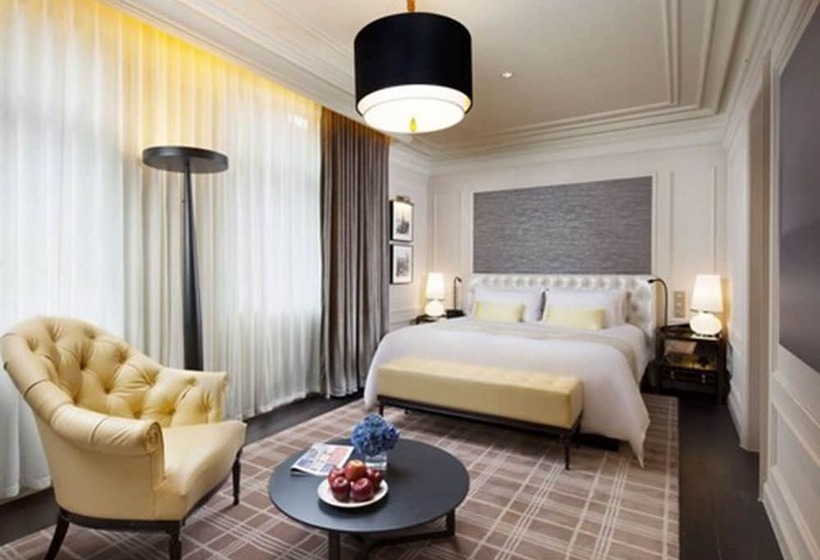 سوییت جونیور, Golden Tulip Bund New Asia
