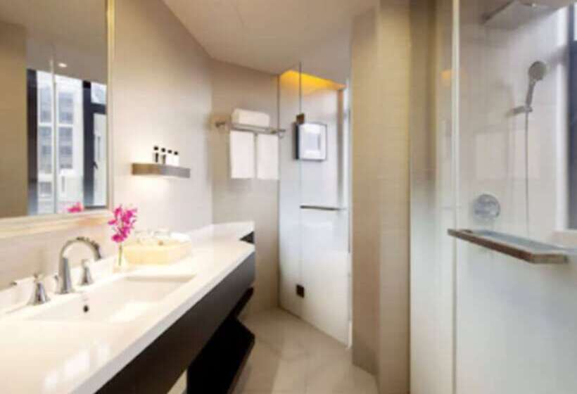 اتاق سوپریور, Golden Tulip Bund New Asia