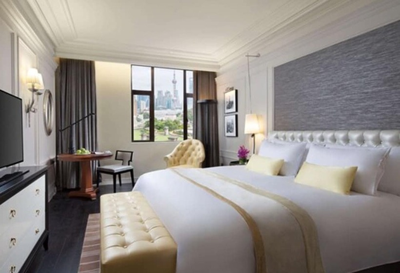 Quarto Superior, Golden Tulip Bund New Asia