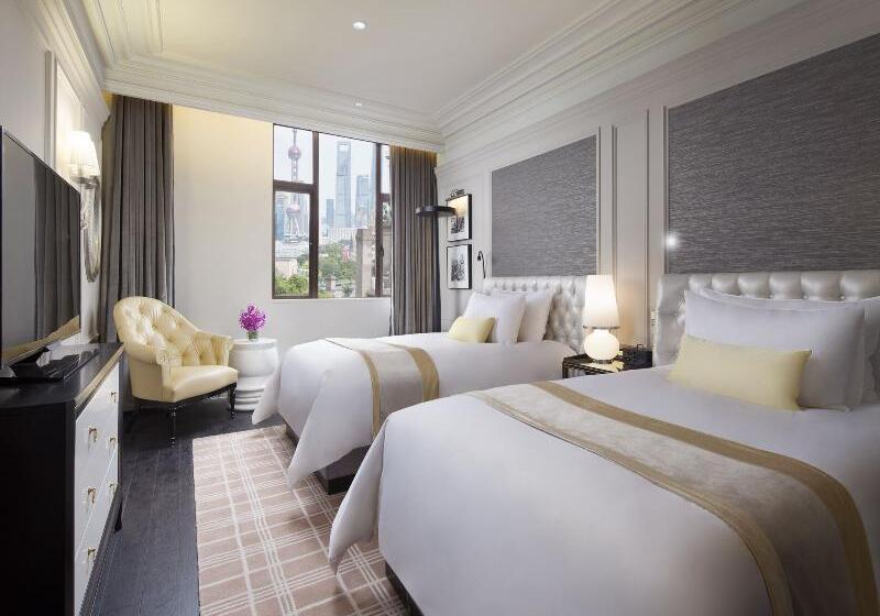 Quarto Superior, Golden Tulip Bund New Asia
