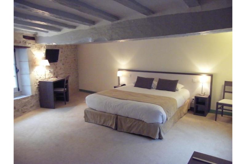 高级大房间, Logis Hôtel Restaurant Le Puits Doré