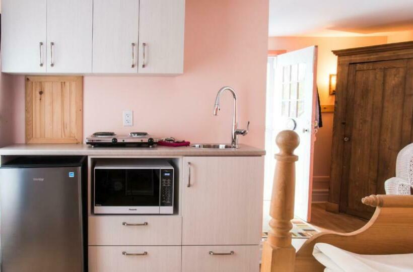 إستوديو قياسى, Auberge Maison Gauthier