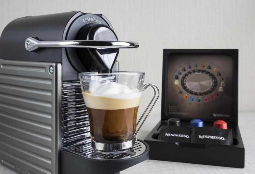 Номер Комфорт, Sepia