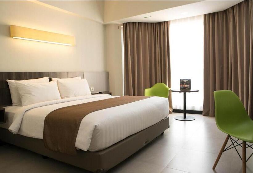 Номер Deluxe, Swiss Belhotel Borneo Samarinda