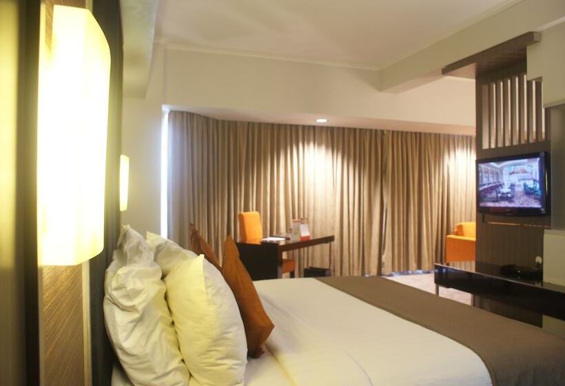 Люкс, Swiss Belhotel Borneo Samarinda