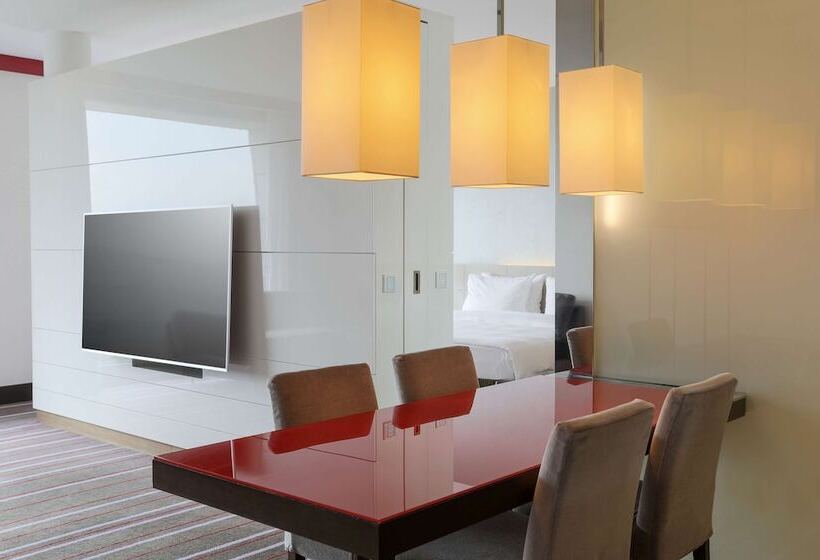 Люкс, Radisson Blu Media Harbour Hotel, Düsseldorf