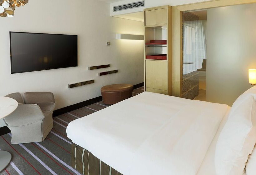 Номер Премиум, Radisson Blu Media Harbour Hotel, Düsseldorf