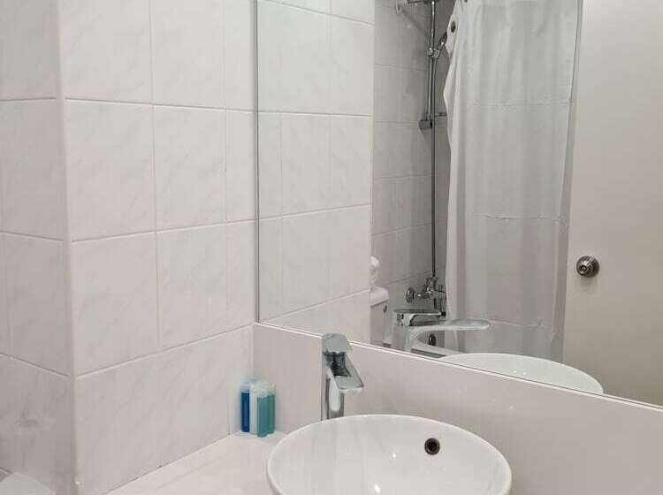 إستوديو قياسى, Basilica Holiday Resort