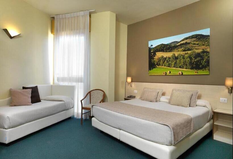 חדר סטנדרט לשלושה, Ristorante Alcide