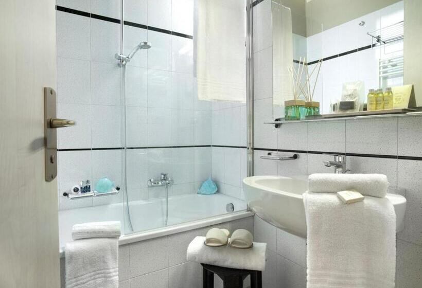 חדר אקזקיוטיב, Ristorante Alcide