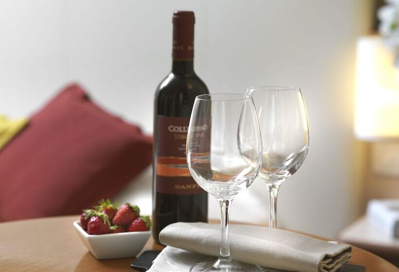 חדר אקזקיוטיב, Ristorante Alcide