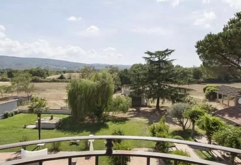 デラックスルーム, Antico Borgo Di Sutri