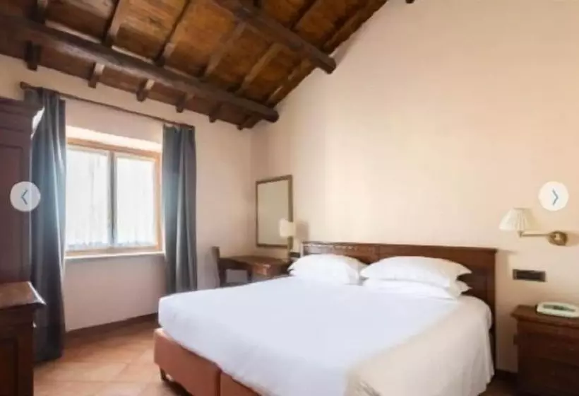 エコノミールーム, Antico Borgo Di Sutri