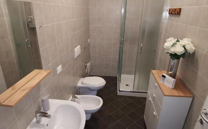 Апартаменты 1 Спальня, Dogana