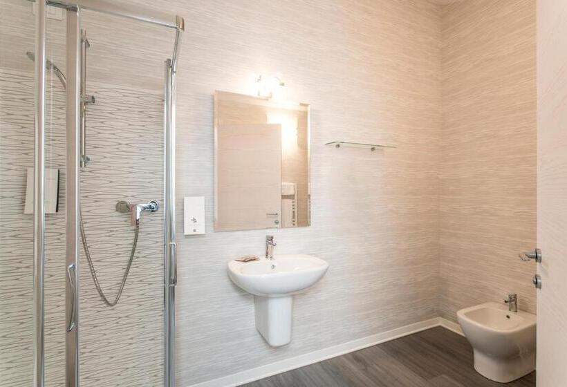 Номер Стандарт, Dogana