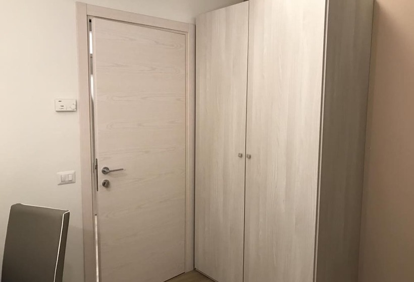 Номер Стандарт Индивидуальный, Dogana