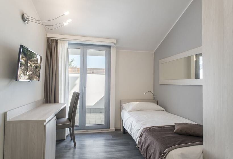 Номер Стандарт Индивидуальный, Dogana