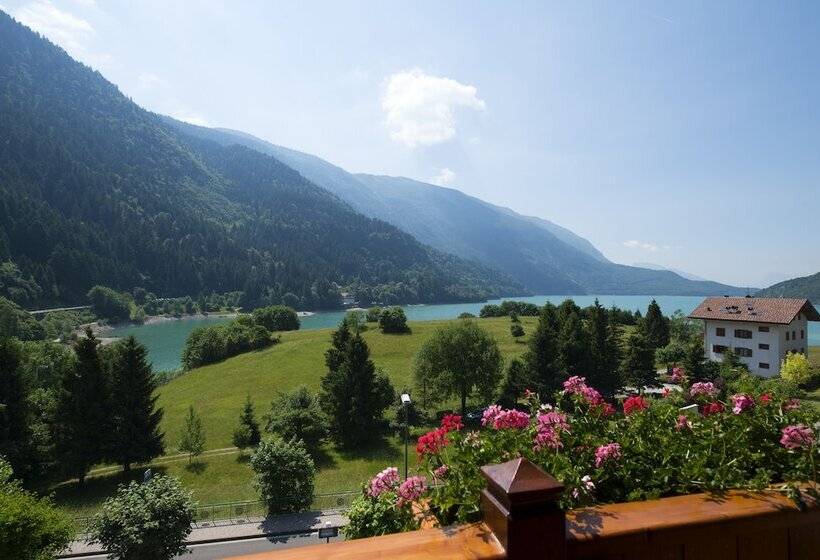 סוויטת ג'וניור נוף לאגם, Du Lac