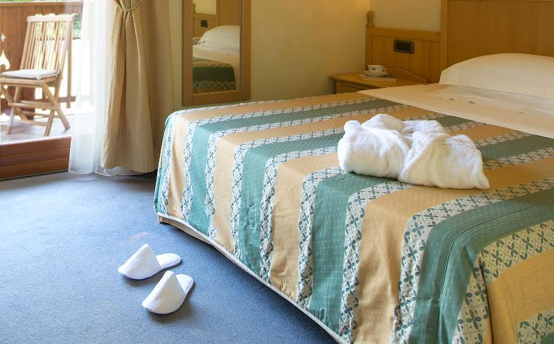 غرفة قياسية, Du Lac